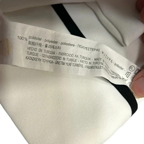Zara blouse,women S. White,black contrast piping  , cowl ,key hole,career,classy - Picture 10 of 10